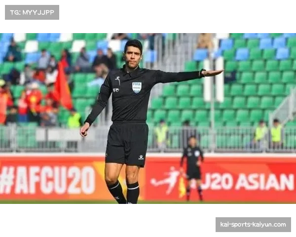 塞维利亚换帅后仍处降级边缘 积分31分仅比安全线高七分 塞维利亚换帅后仍处降级边缘 积分31分仅比安全线高七分